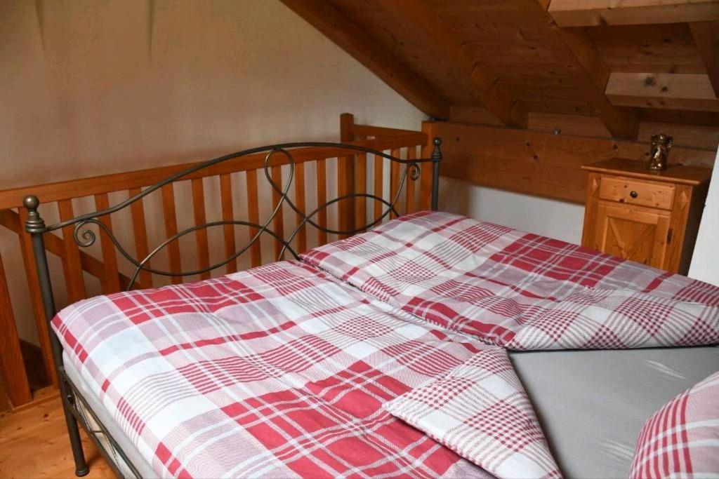Ferienwohnung Glueck Saaldorf-Surheim Dış mekan fotoğraf