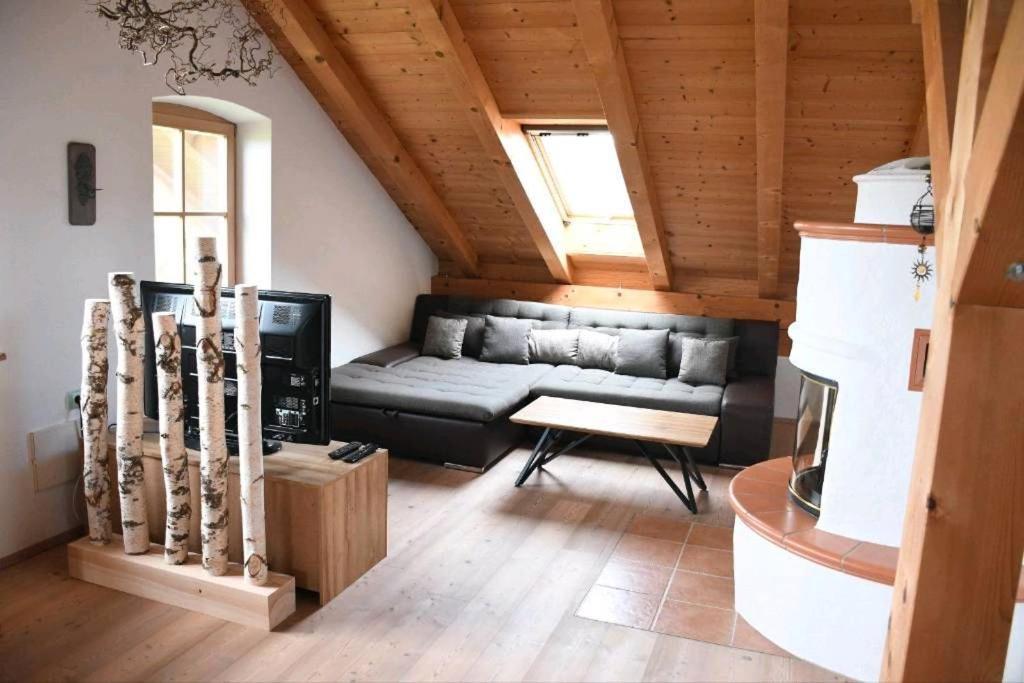 Ferienwohnung Glueck Saaldorf-Surheim Dış mekan fotoğraf