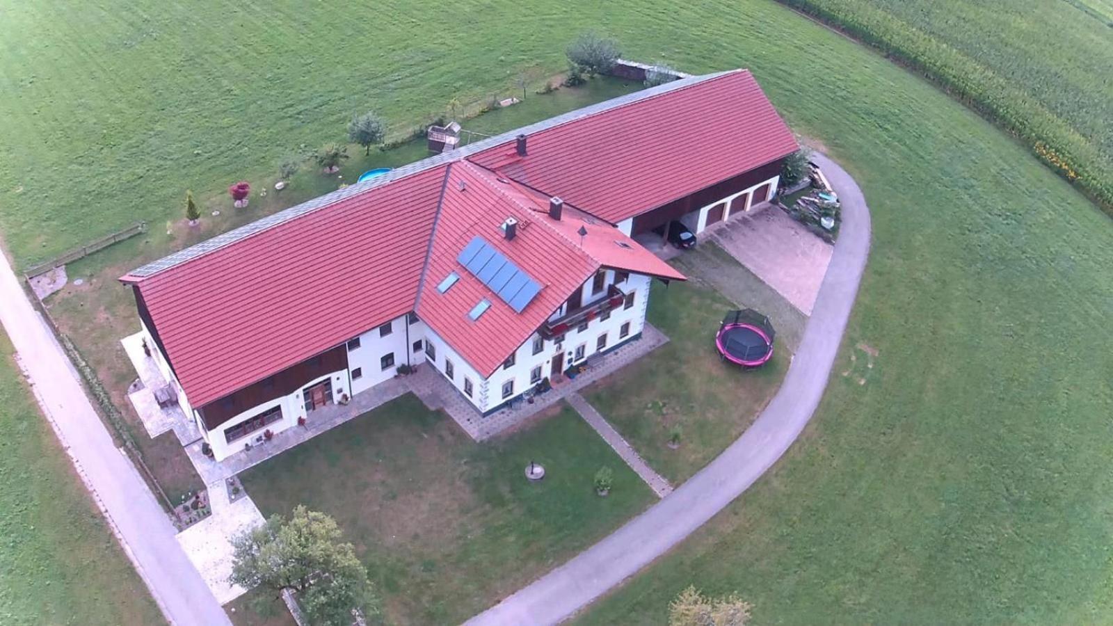 Ferienwohnung Glueck Saaldorf-Surheim Dış mekan fotoğraf
